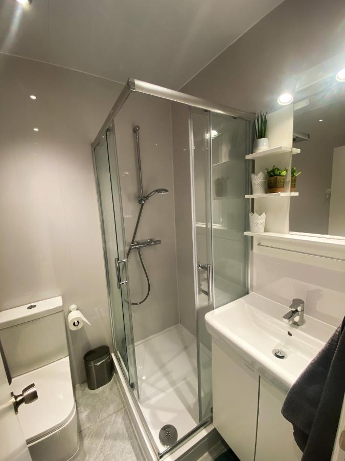 Lovely One Bedroom Flat In The Heart Of Londen Buitenkant foto